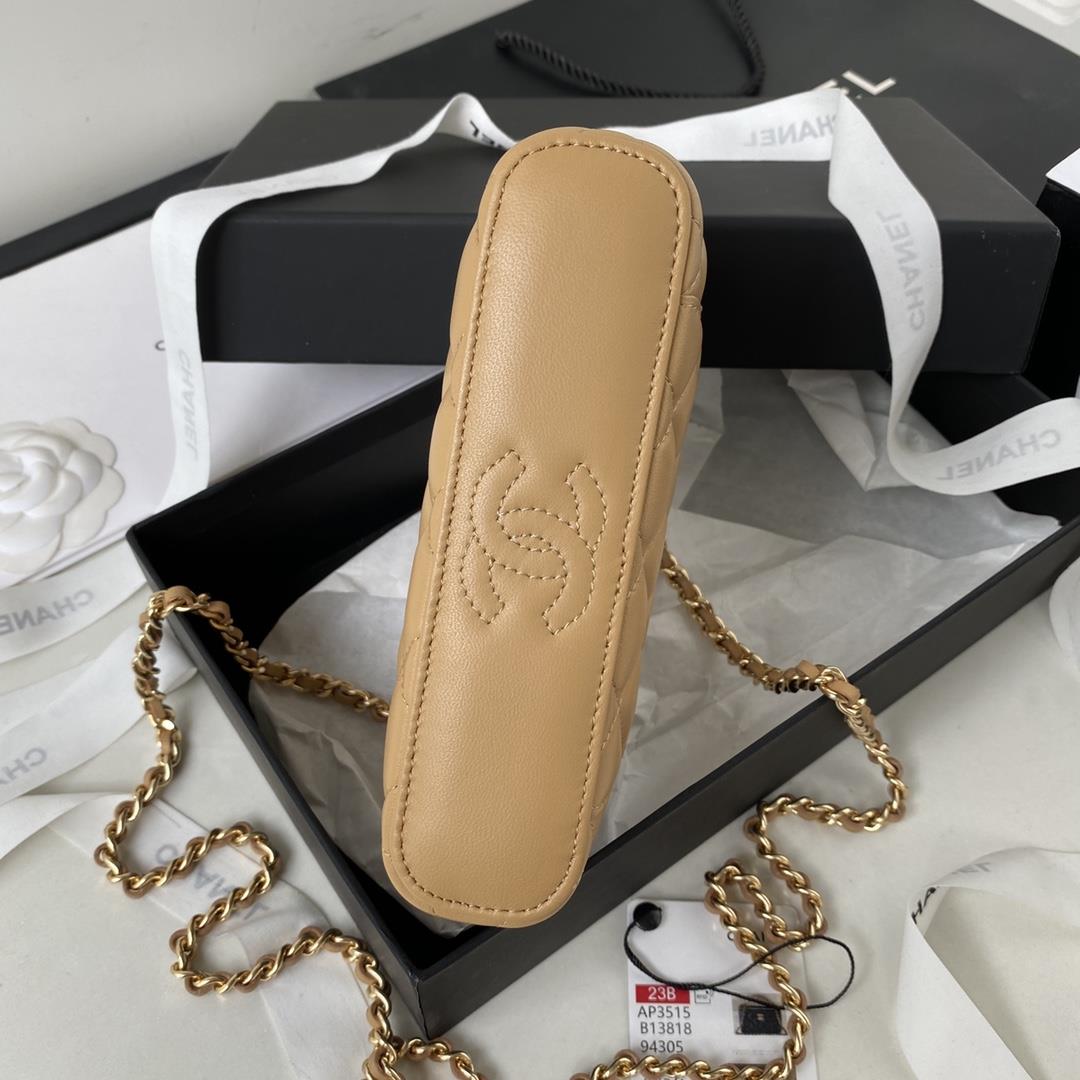 Chanel 23Bs new pearl handle AP3515 is too fragrantIts really beautiful to be wrapped in