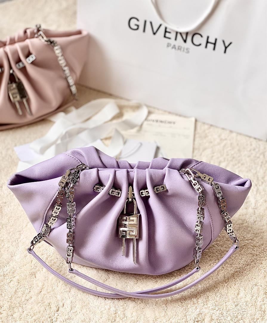 Top Original GIVENCYG HomeNew KennyBagI fell in love with this chain satchel at first sight This bag