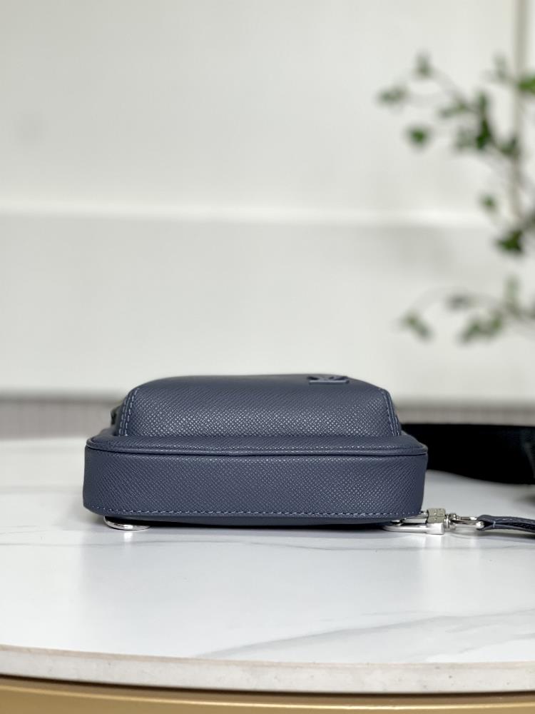 The Avenue Shoulder Bag is not only stylish but also highly functional With multiple comp