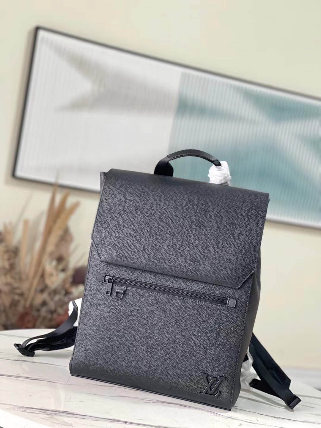 The topnotch original M21367 brand new takeoff backpack is a trendsetter with a refined and refined 