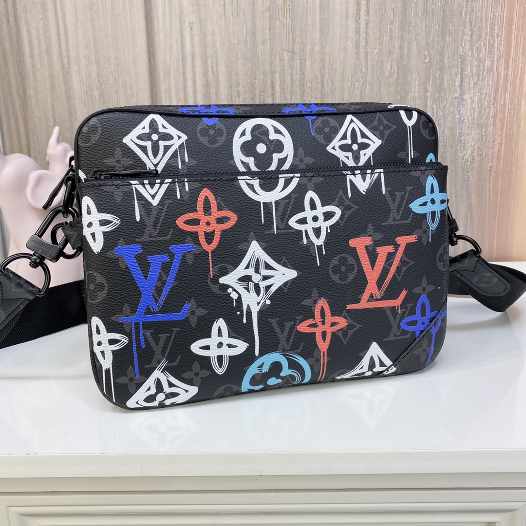 New Arrival M21396 Graffiti M69443 Mens Three Piece Series TRIO Messenger Bag This Trio Messen