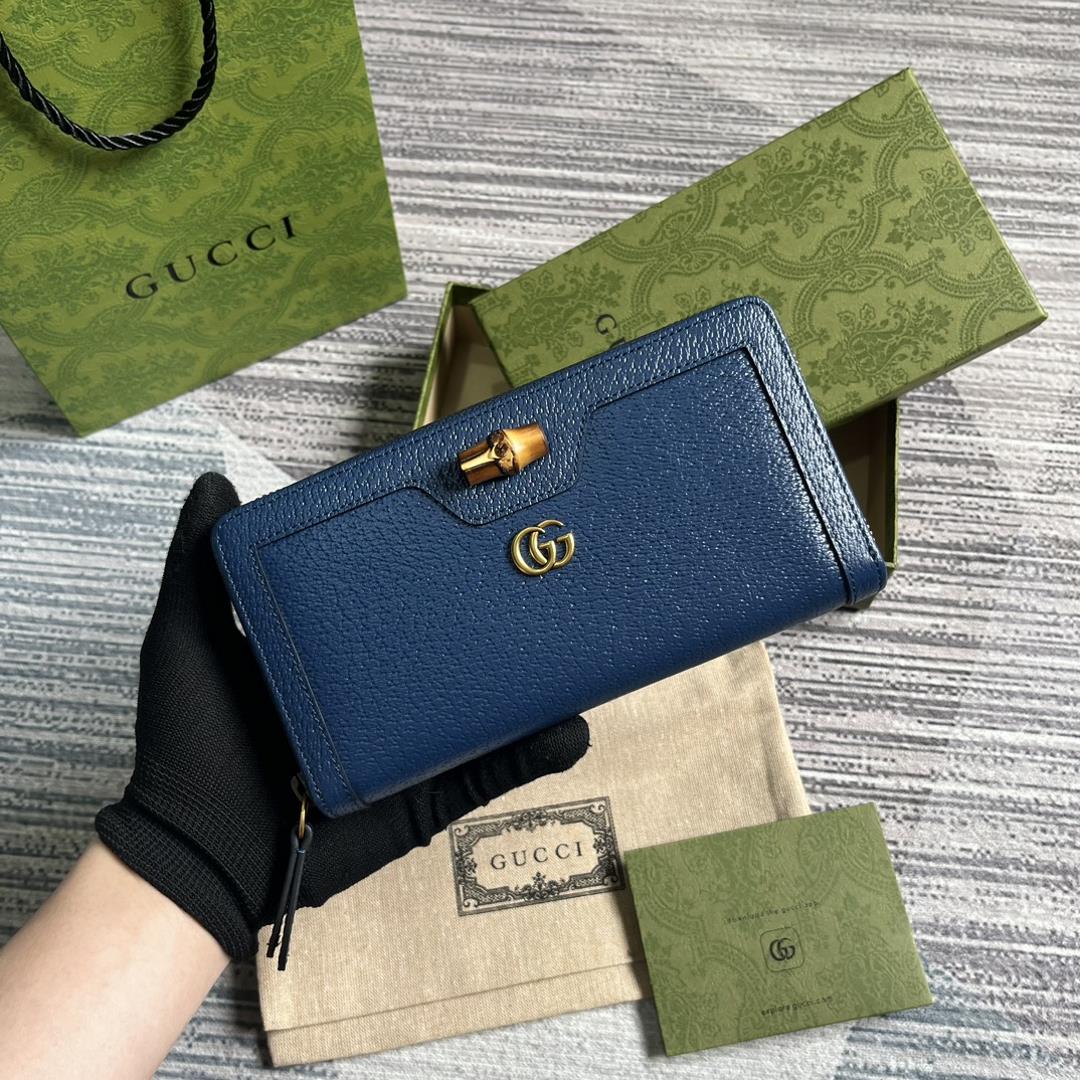 Equipped with a complete set of packaging the GG Diana series super double G bamboo wallet This