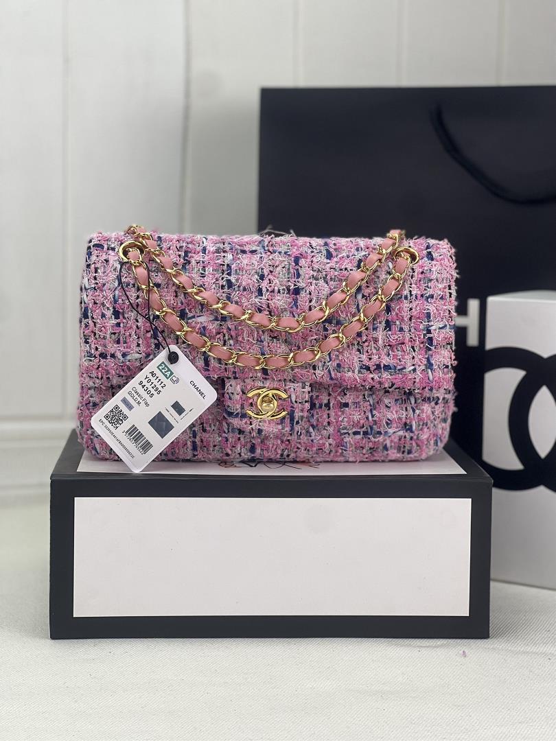 Chanel CF woolen series this is a bag that can be praised by all friends around us for its elegance