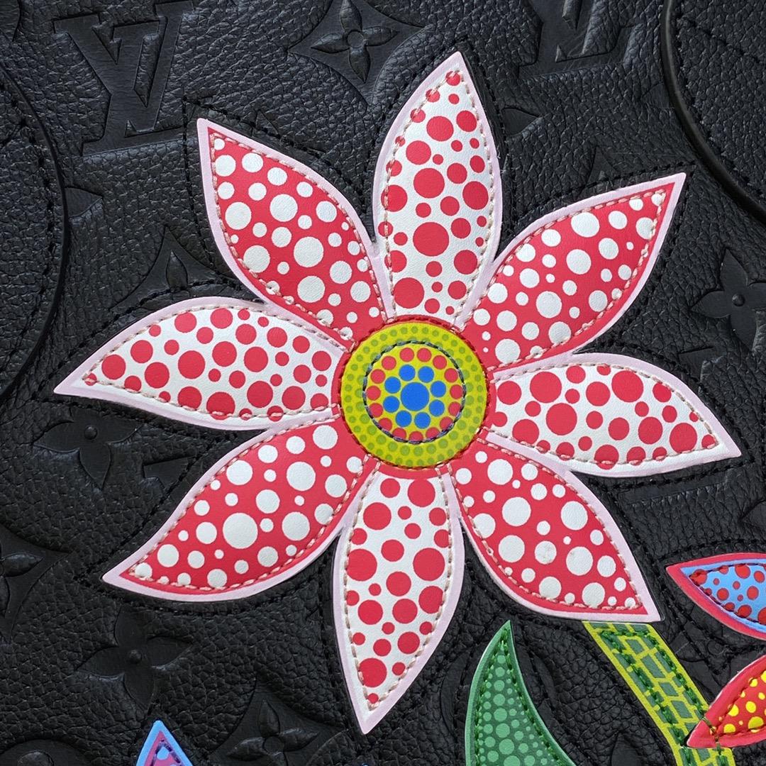 M21733 black white flowersJoin hands with Yayoi Kusama again to place this x YK neverfull medi