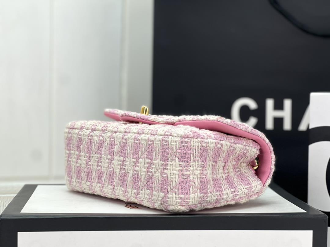 Chanel CF woolen series this is a bag that can be praised by all friends around us for it