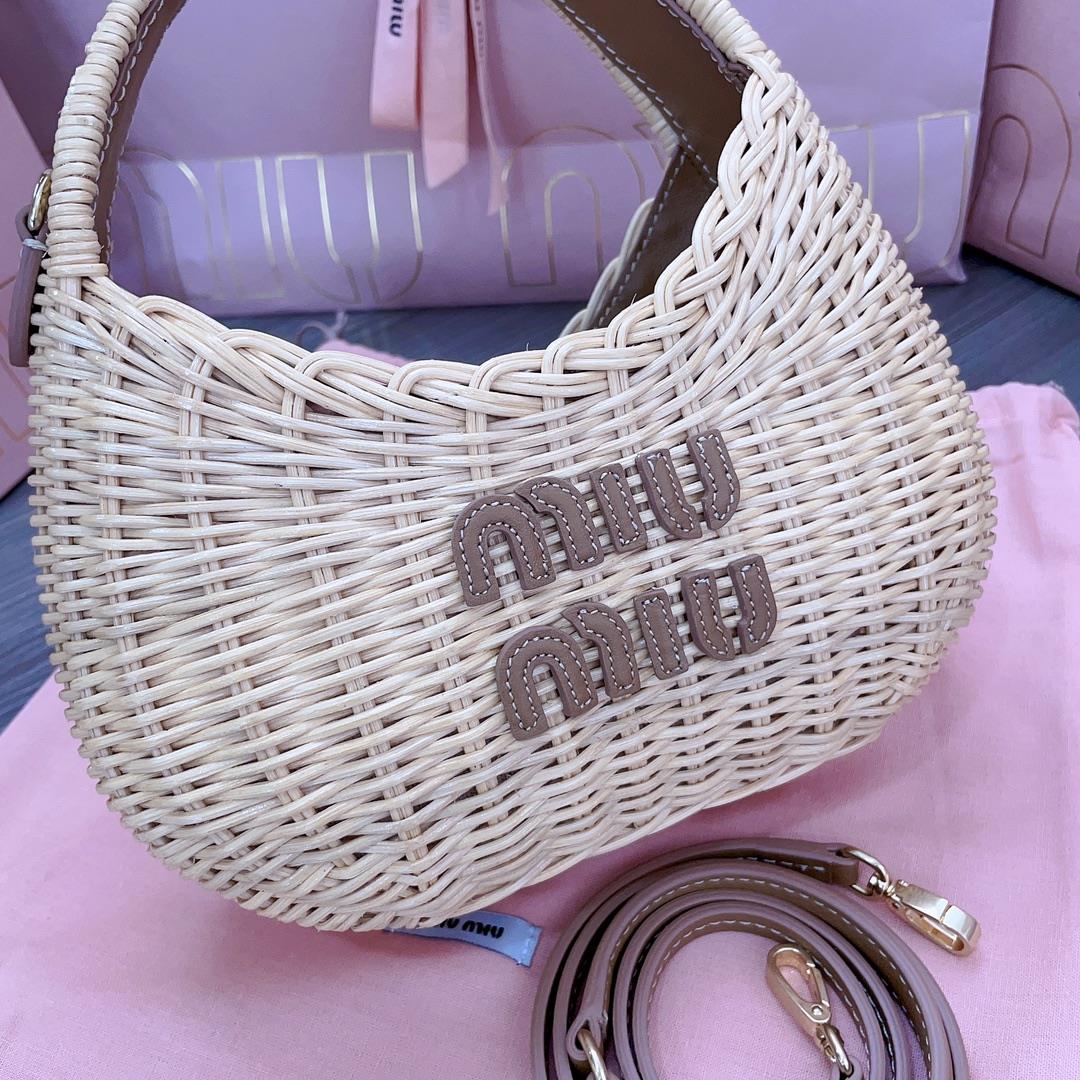 Family Ms new summer idyllic holiday style woven cabbage basket bag with leather logo logo sew