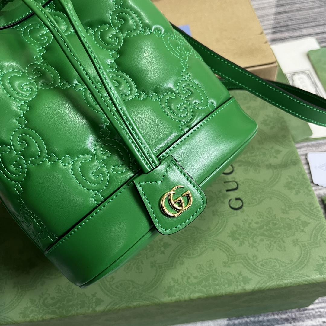 Equipped with a complete set of counter green packaging GG matelasss leather mini bucket bags 