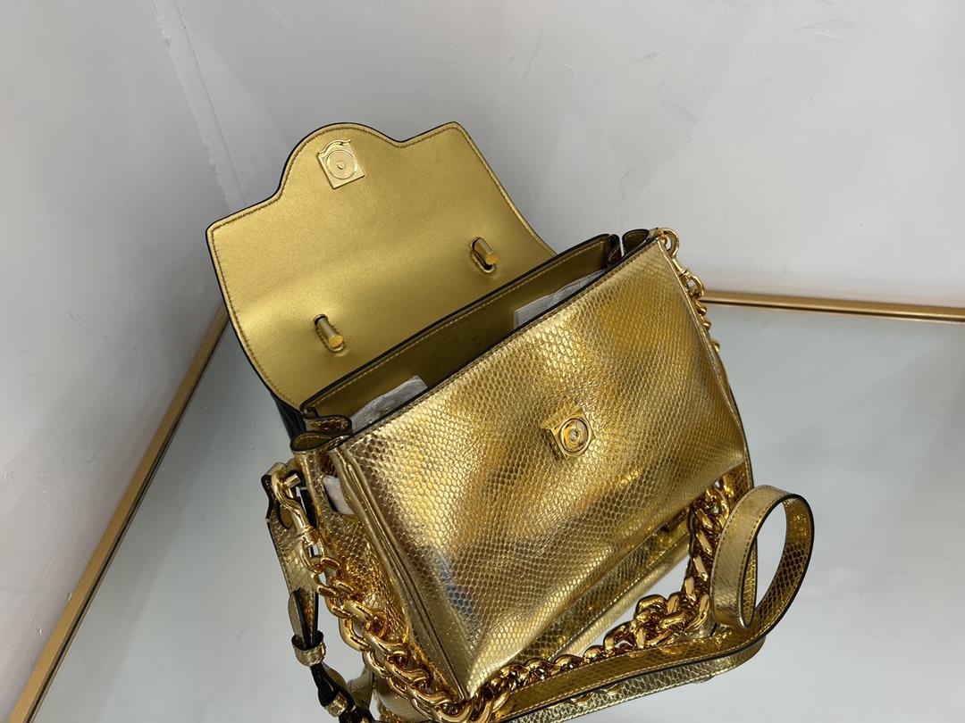 Medusa Medium Snake Versace LaMedusa 2023 SpringSummer series handbags wuy Zheng Xiuwen L