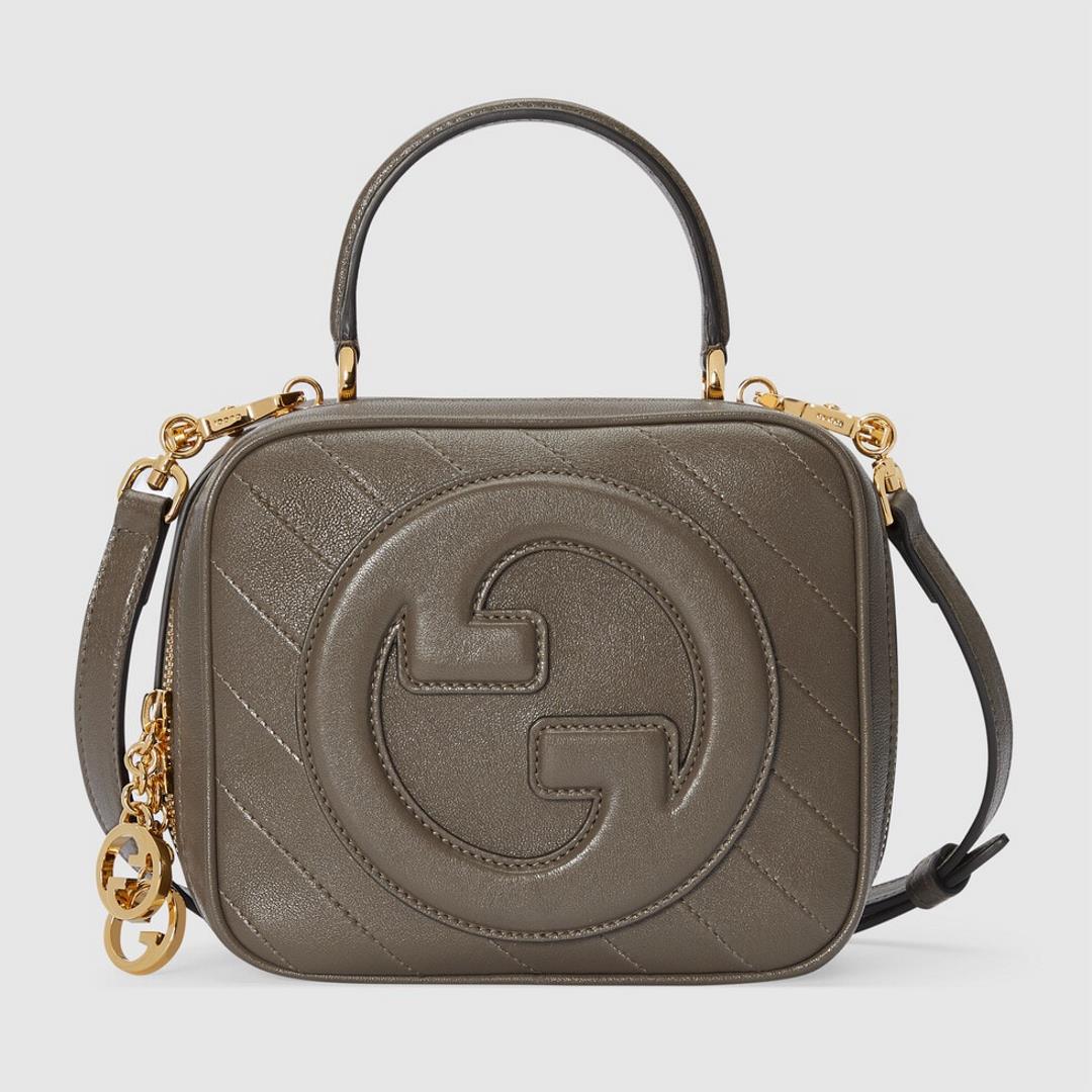 Equipped with a complete set of packaging the Gucci Blondie series is crafted with a circular interl