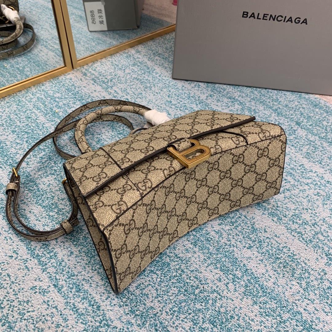 XSBALENCIAGA GUCCI Co branded for the first time on the entire networkOn the 100th anniversary