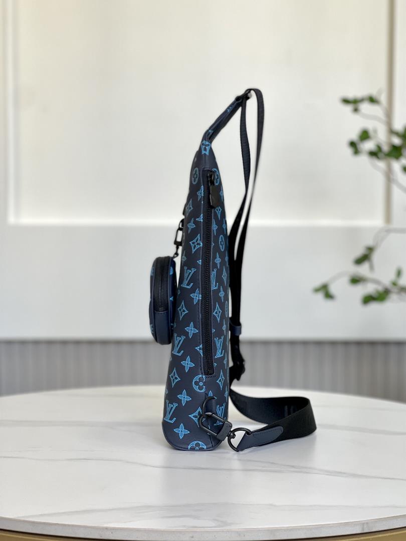 M46562 blue embossingThis Duo shoulder bag is made of Monogram canvas and Taga cow leather