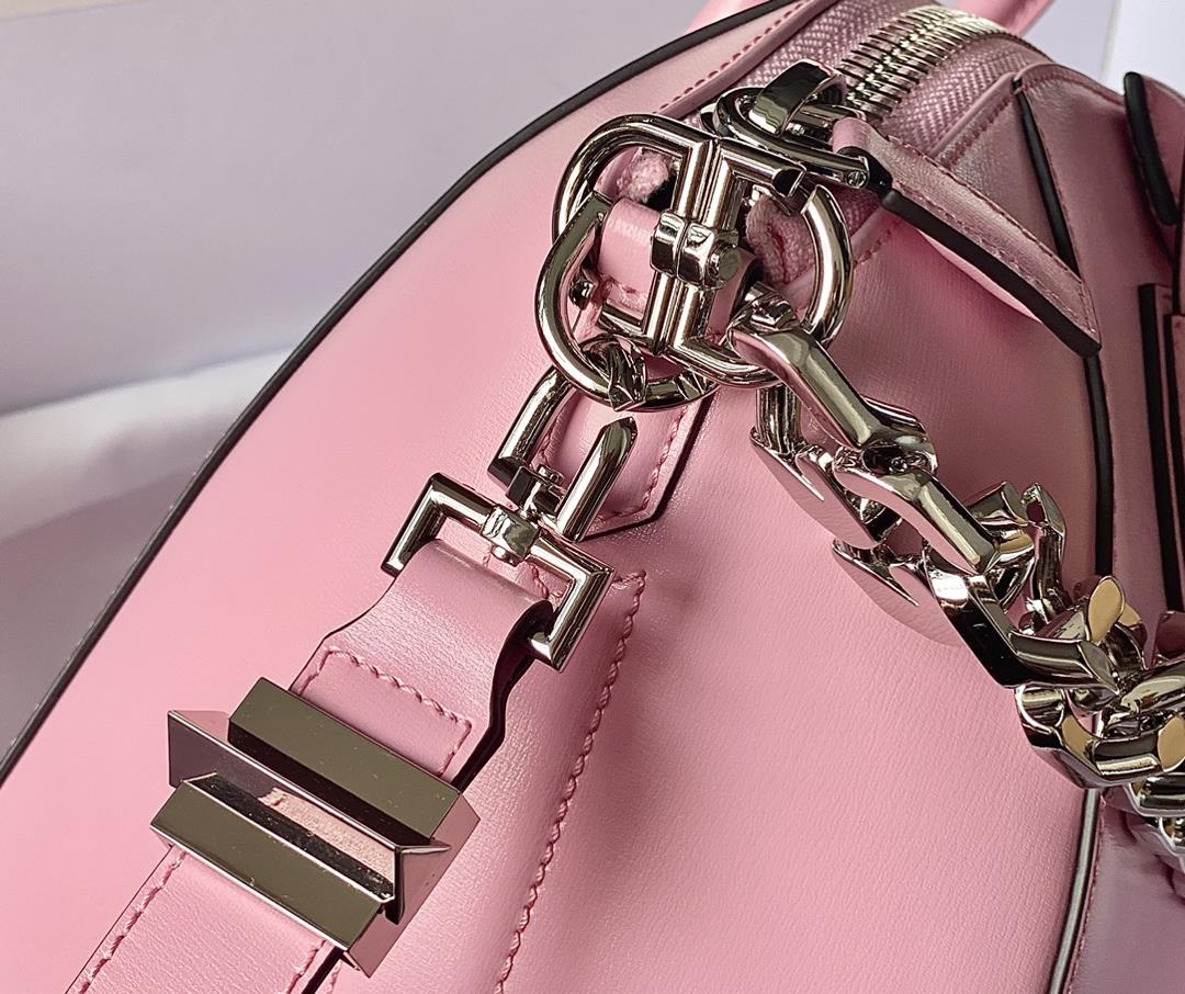 The 2022 new Givency GIVENCY classic Antigona locomotive bag is made of cowhide with a slight 