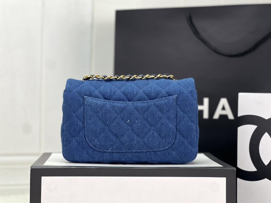 Chanel CF woolen series this is a bag that can be praised by all friends around us for it