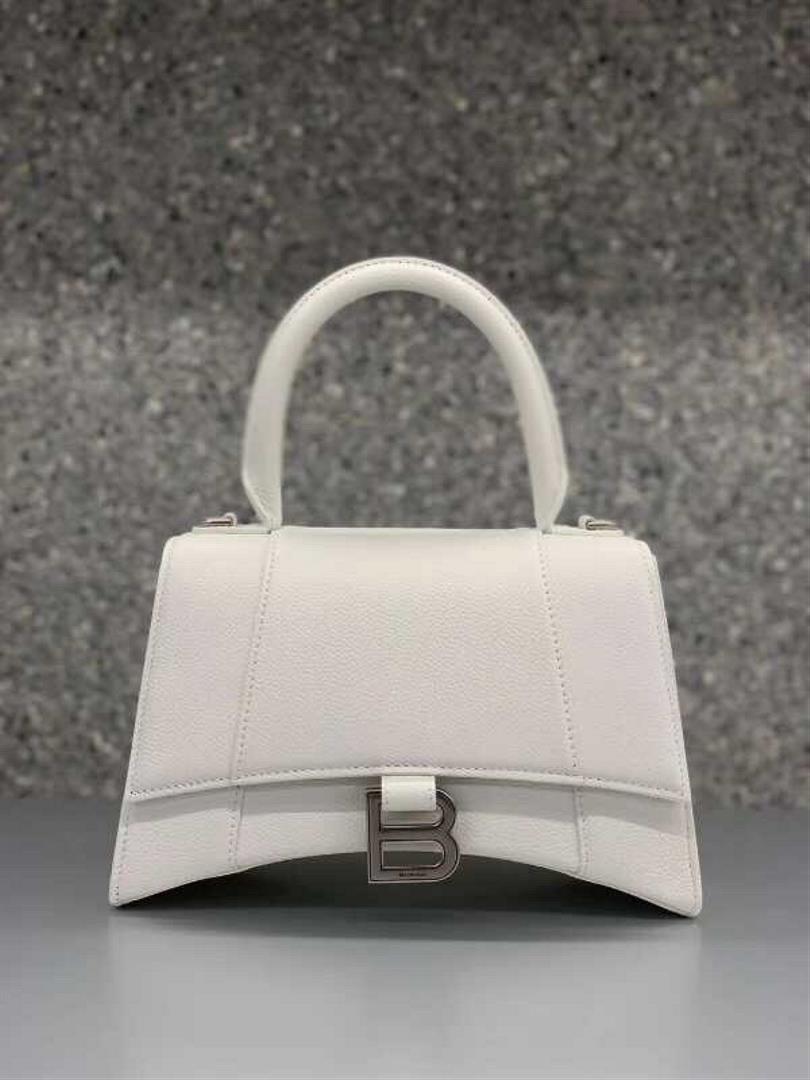 Shipping Diamond grain S sizeBalenciags latest diamond pattern silver buckle hourglass bagThe 