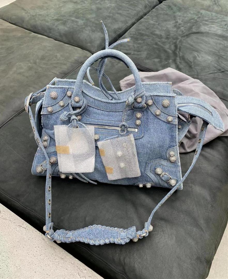 Denim BALENCIAGA XS Le Cagle City handbag newly upgraded Neo City handbag Le Cagle City becomi