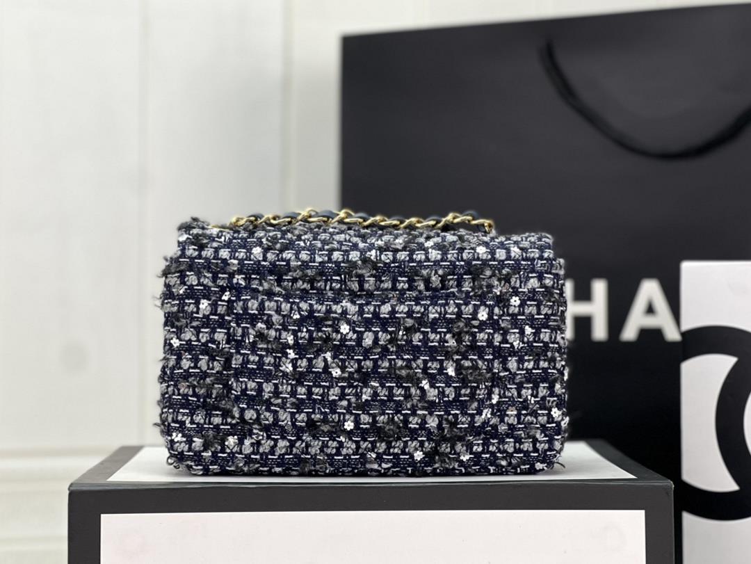 Chanel CF woolen series this is a bag that can be praised by all friends around us for it