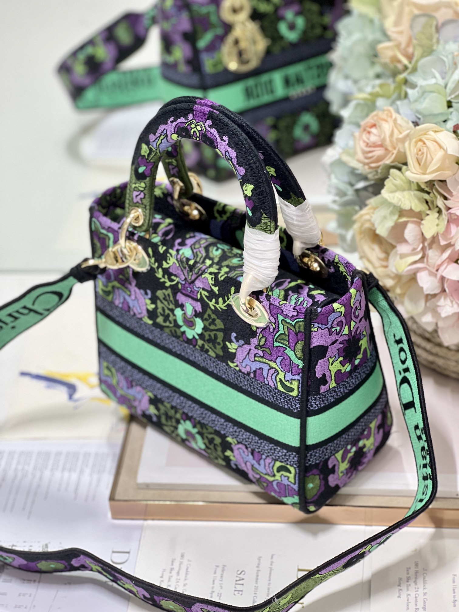 Manhua Purple Five Grid Embroidered Princess L Embroidered Princess Bag Cs D Logo is fashionab