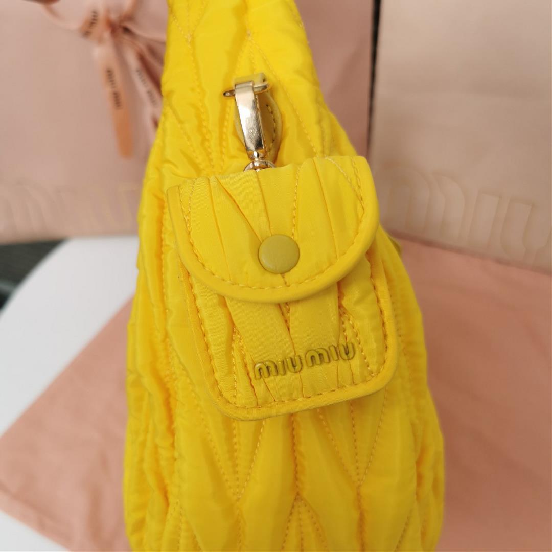 MiuWander handbag a new product of M family is made of environmentfriendly nylon The yarn is m