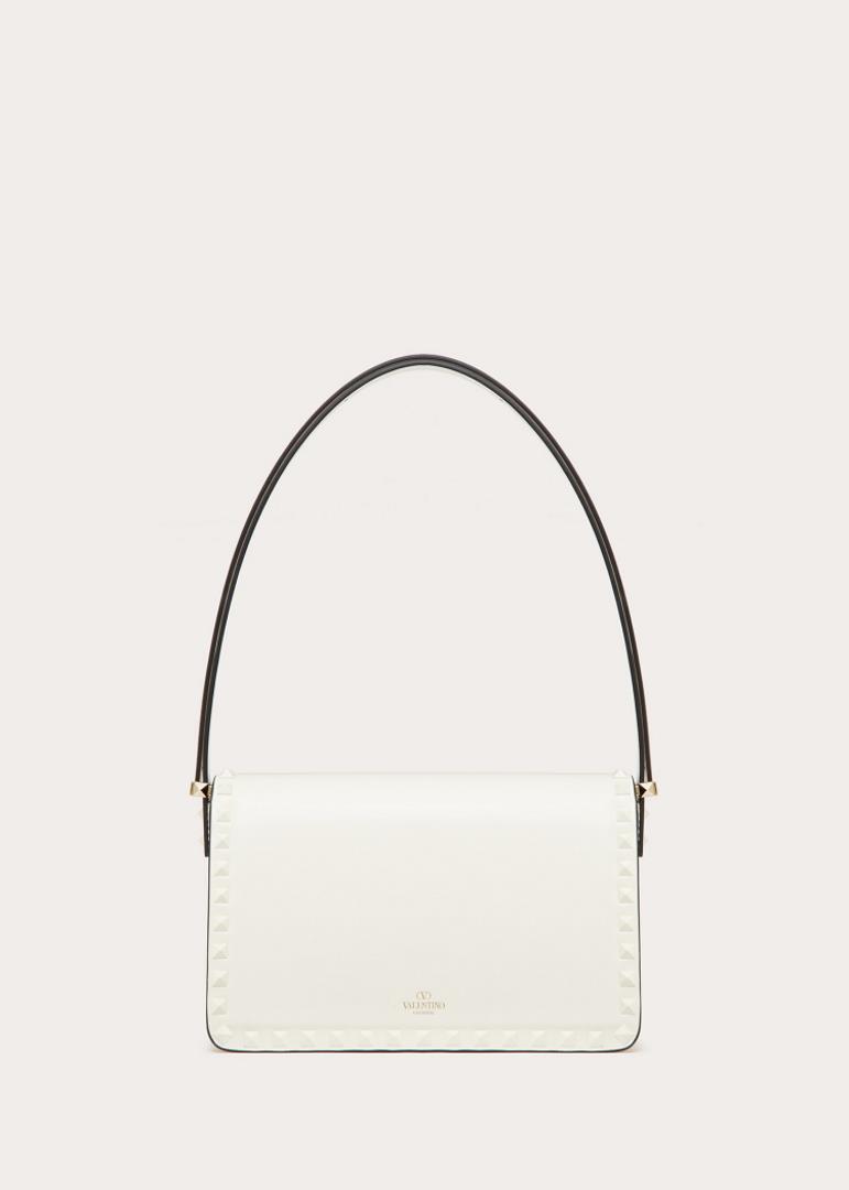 VALENTINO GARAVAI Valentino Garavani Rockstud23 calf leather handbag with enamel rivet tri