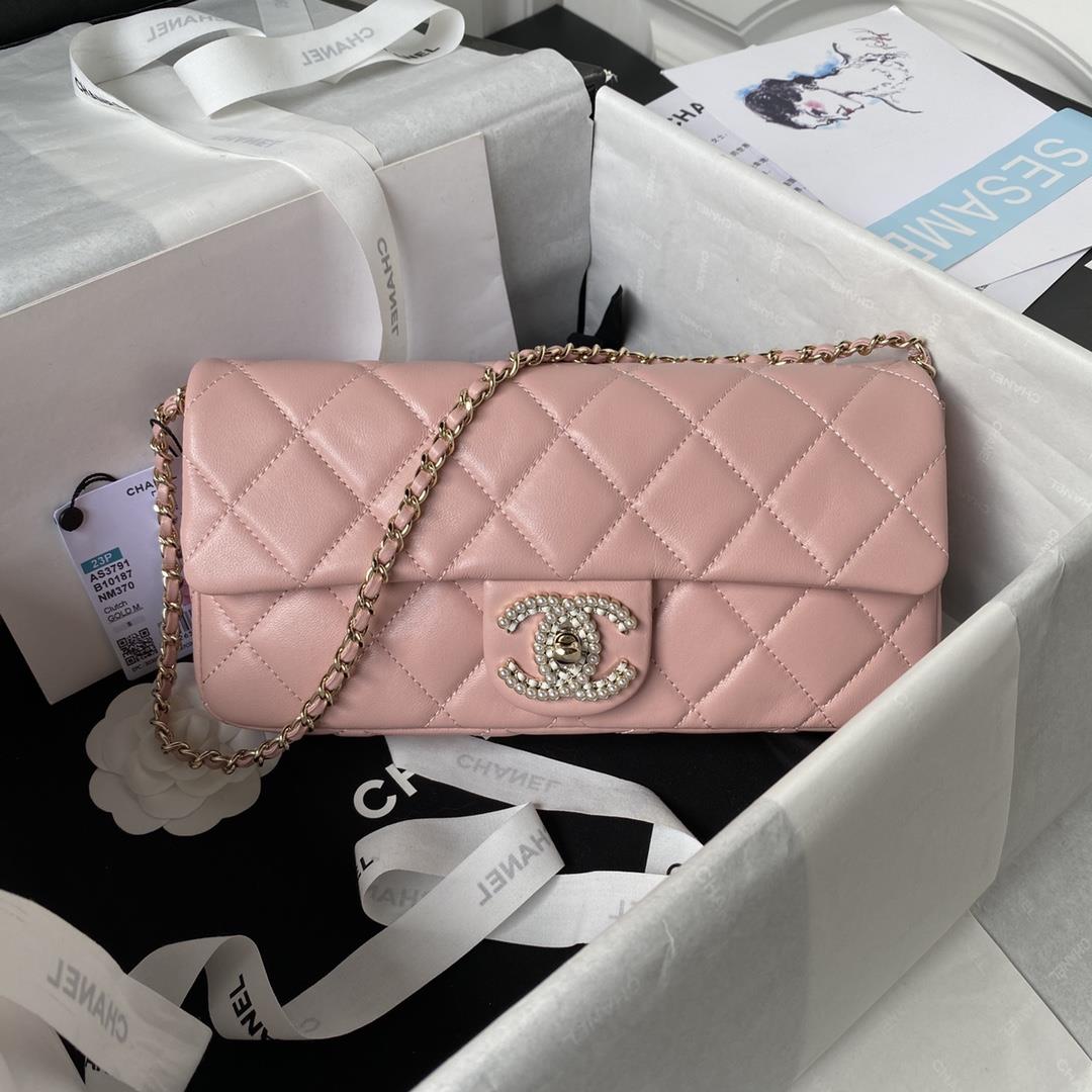Chanel 23As popular pearl stick bag AS3791 has the same actual capacity as the CF small size Ins