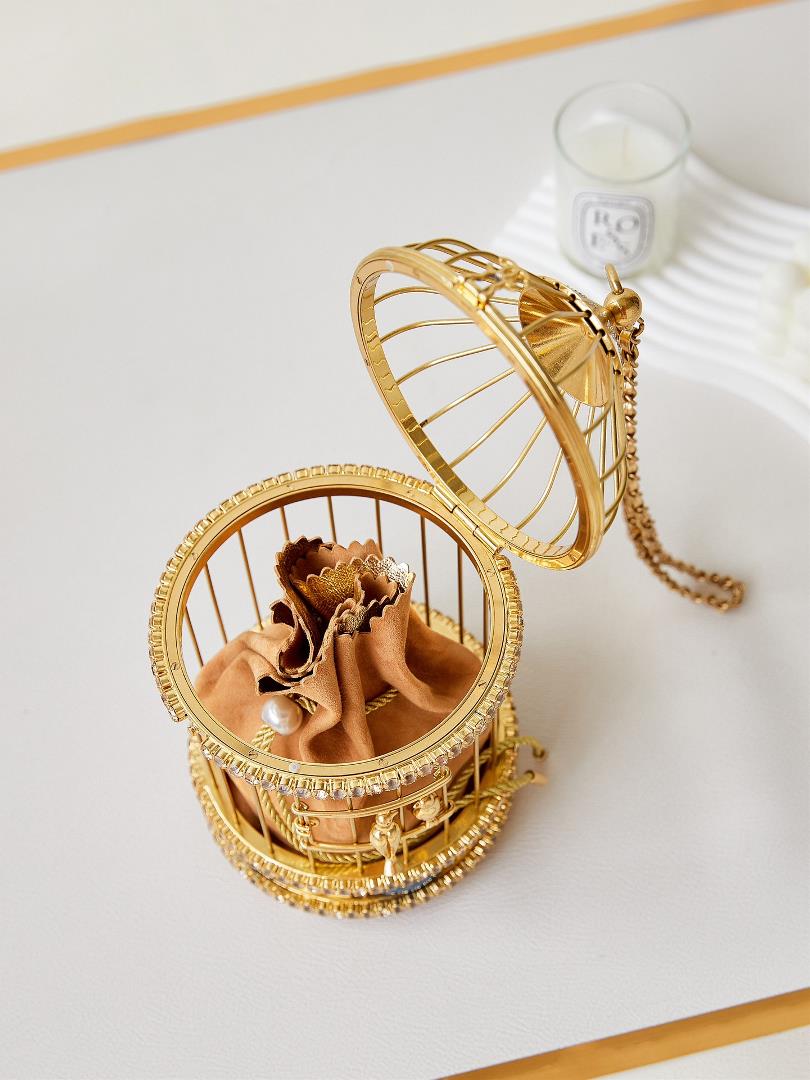 The highend handicraft workshop series has produced a bird cage which is truly stunning