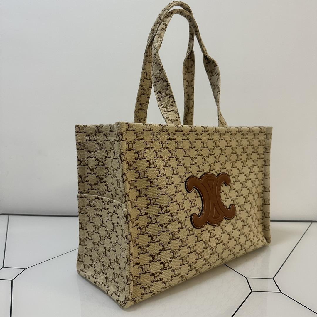 New product launch largeCE new fabric tote large with a technological logo print The low