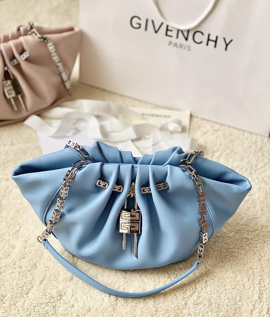 Top Original GIVENCYG HomeNew KennyBagI fell in love with this chain satchel at first sight This bag