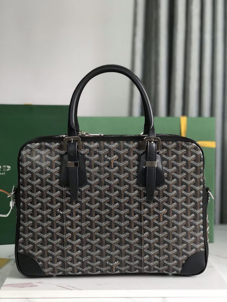 Goyard Ambassad messagebag Small Briefcase The AMBASSADE series is designed to meet the ne