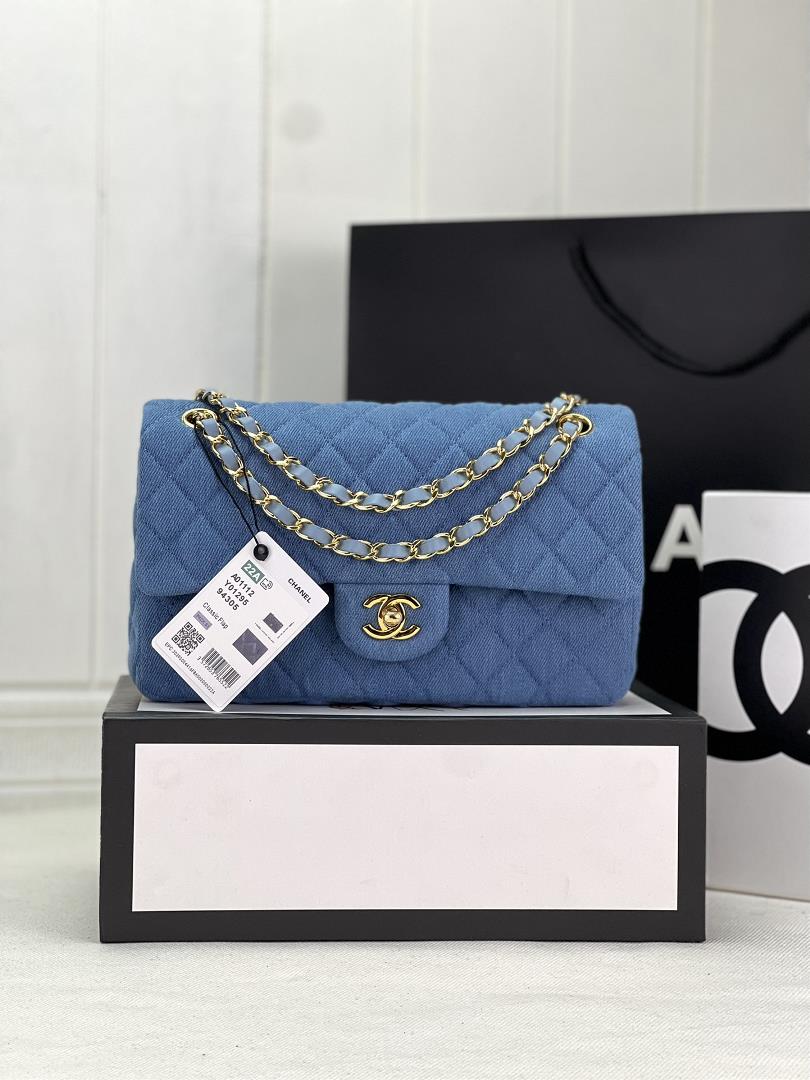 Chanel CF woolen series this is a bag that can be praised by all friends around us for its elegance