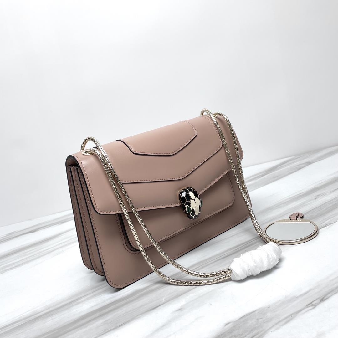 The latest season limited style new product is driven to the Serpenti Forever series crossbody