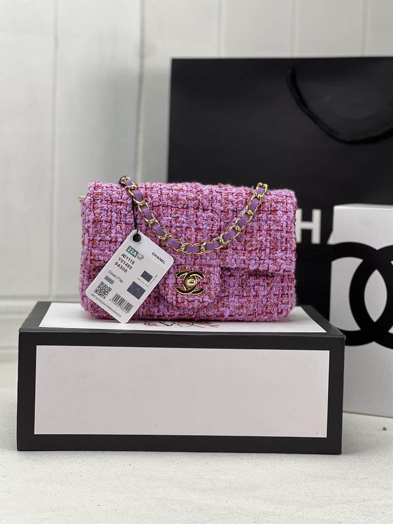 Chanel CF woolen series this is a bag that can be praised by all friends around us for its elegance