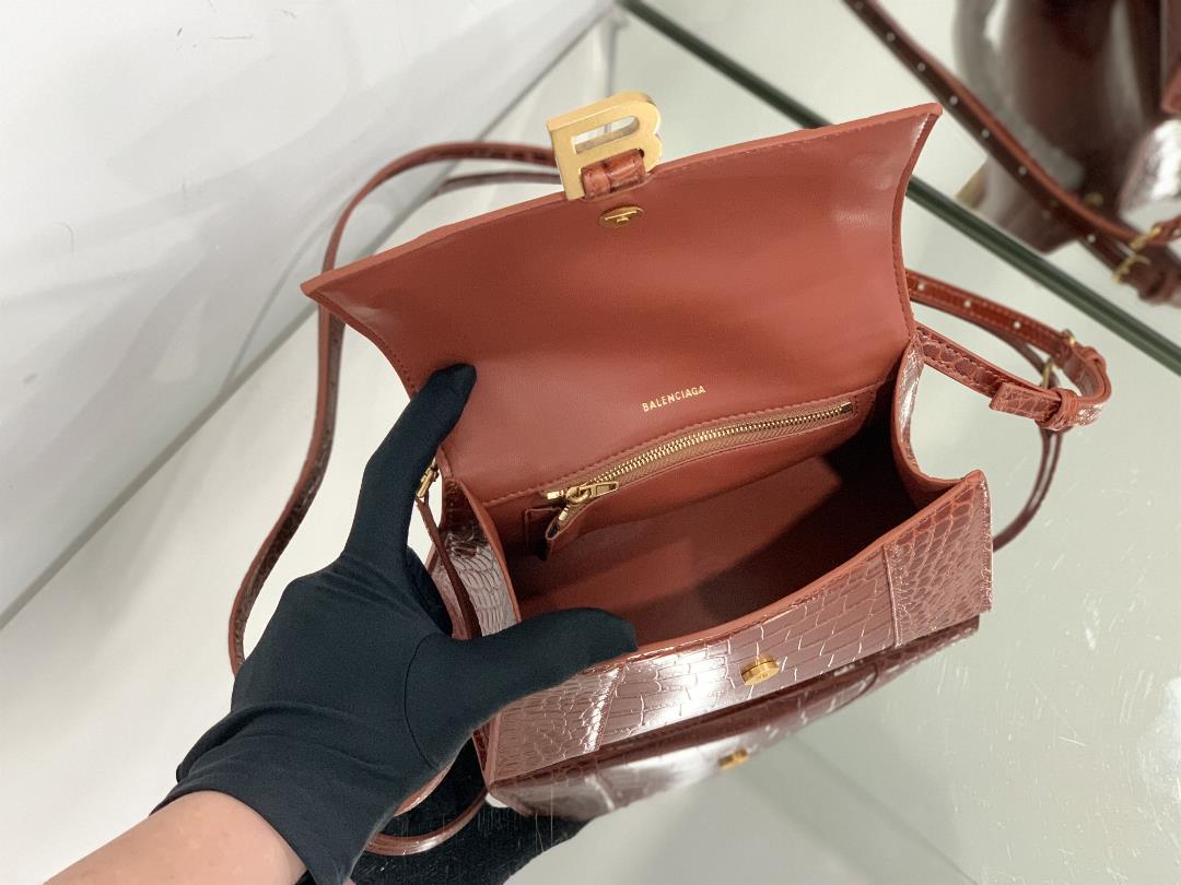 Caramel Crocodile The hourglass bag that you have asked me N times is comingBalenciags heavywe