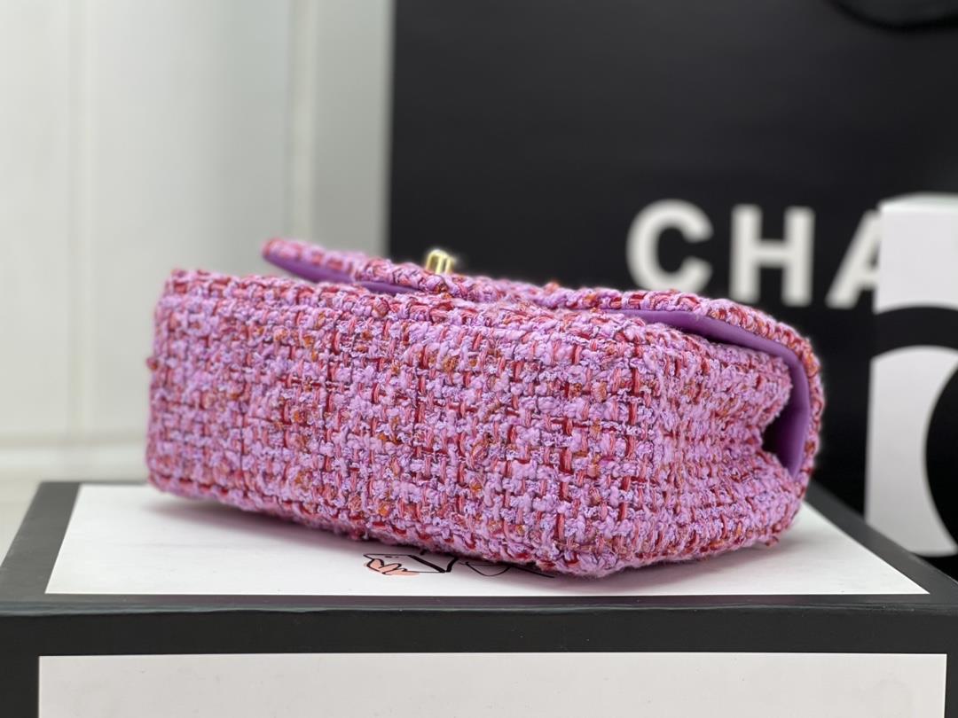 Chanel CF woolen series this is a bag that can be praised by all friends around us for it