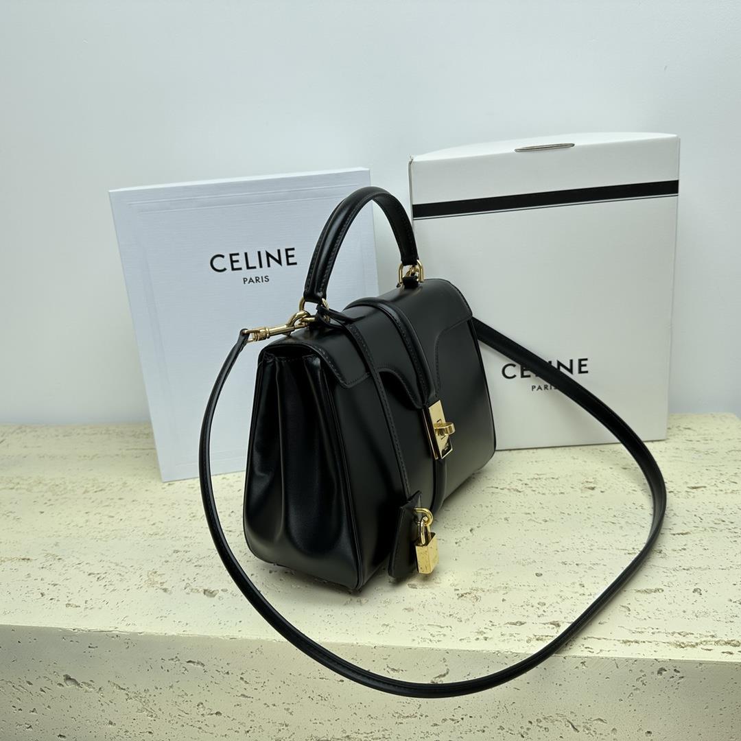 Celine Celines new classic StraP16 handbag is made of highquality cowhide leather with sheepsk