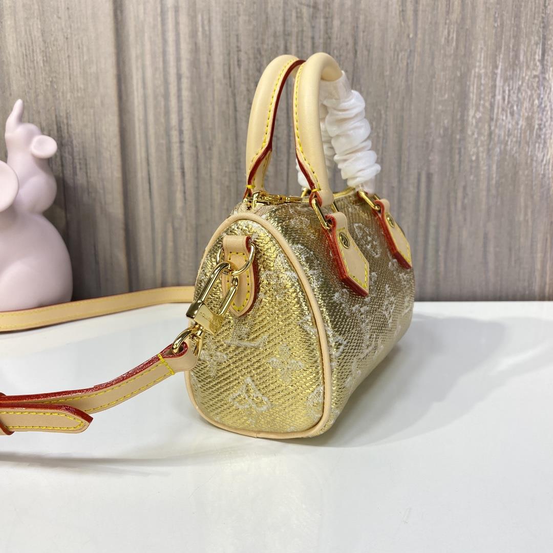 M82242 Gold Nano Speedy Handbag This Nano Speedy handbag incorporates the Monogram series