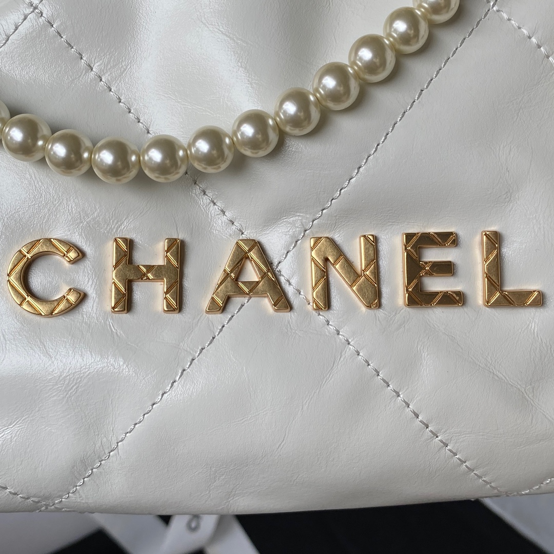 Chanel23SAS3980 Chanel's mini22 hit HeartsThe bag accessories of Chanel Goose will always be p