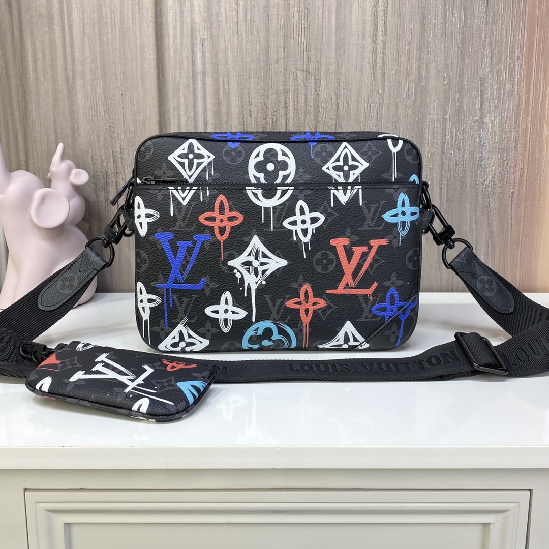 New Arrival M21396 Graffiti M69443 Mens Three Piece Series TRIO Messenger Bag This Trio Messenger Ba