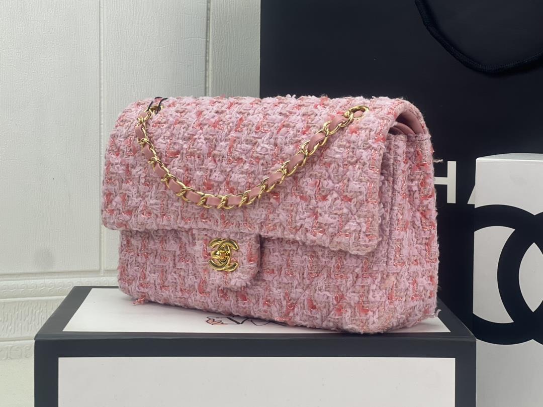 Chanel CF woolen series this is a bag that can be praised by all friends around us for it