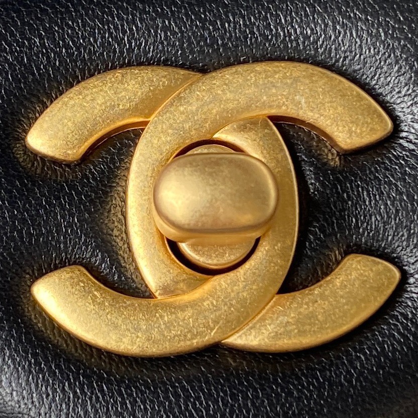 Chanel Chanel's 23s camellia adjustment buckle series, small size AS4040The annual flagship de