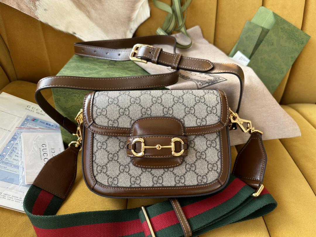 Original leather Gucci Horsebit 1955 series mini handbag 658574 adds a mix and match style to this r