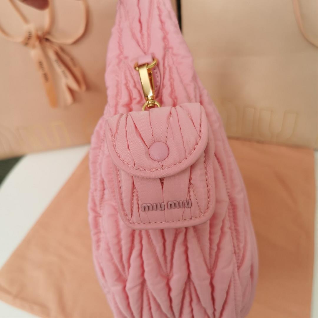 MiuWander handbag a new product of M family is made of environmentfriendly nylon The yarn is m