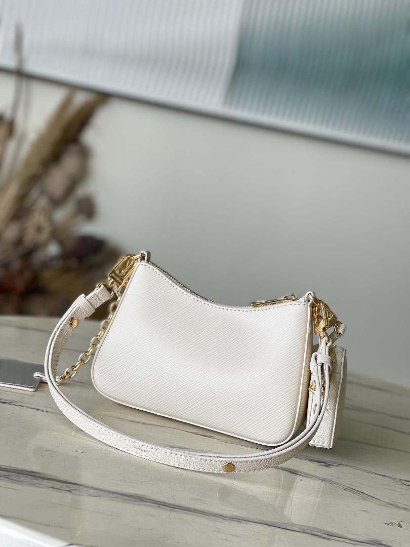 Marellini handbag M22941 white This Marellini handbag is from the LV Milky Way collection