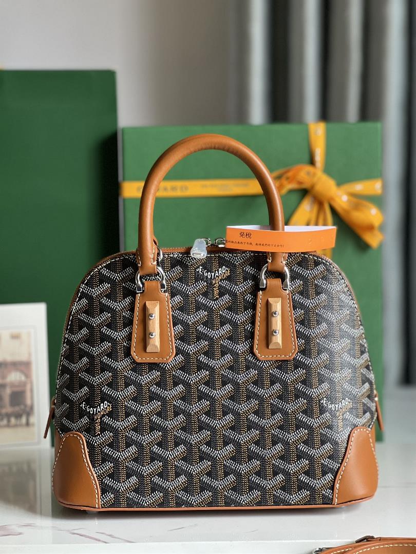 goyard Vendme Shell BagInheriting the brands unique craftsmanship style and exquisite technology d