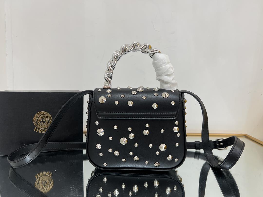 New product shipmentVERSACE stars to the little queen in the early autumn say hi modern co