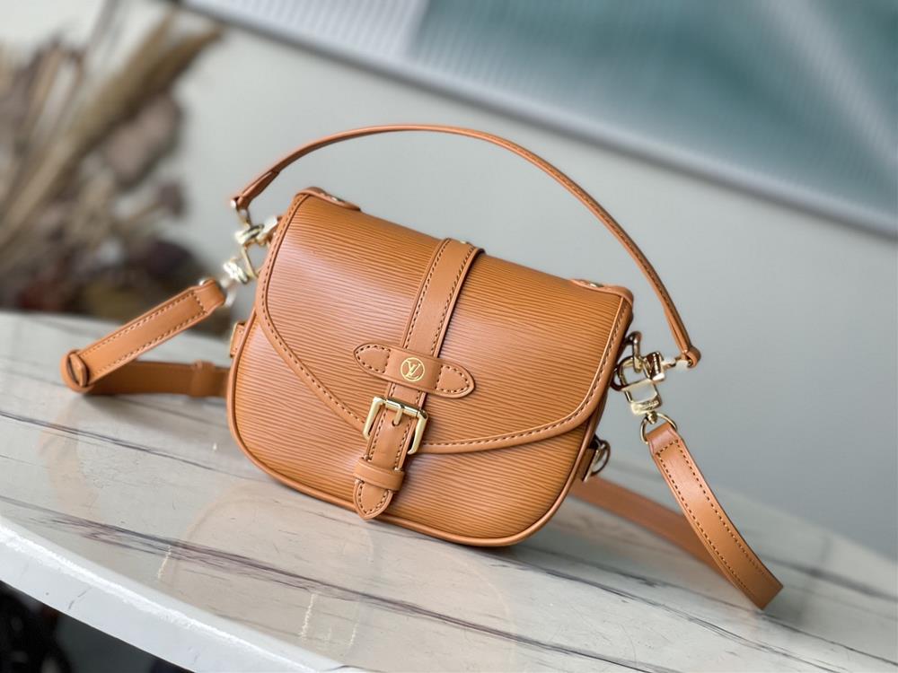 M23471 Caramel Saumur BB Handbag Featuring a brand new Epi leather design embellishing the saddle bag configuration with the LV Circle logo and exqui