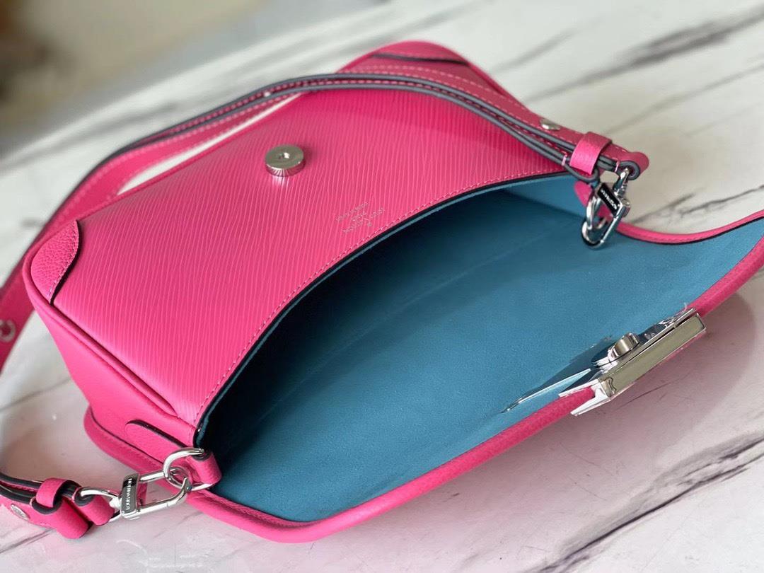 Top grade original M59460 Pitaya color This Buci handbag is made of the iconic Epi leather wit