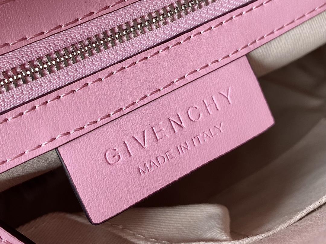 The 2022 new Givency GIVENCY classic Antigona locomotive bag is made of cowhide with a slight 