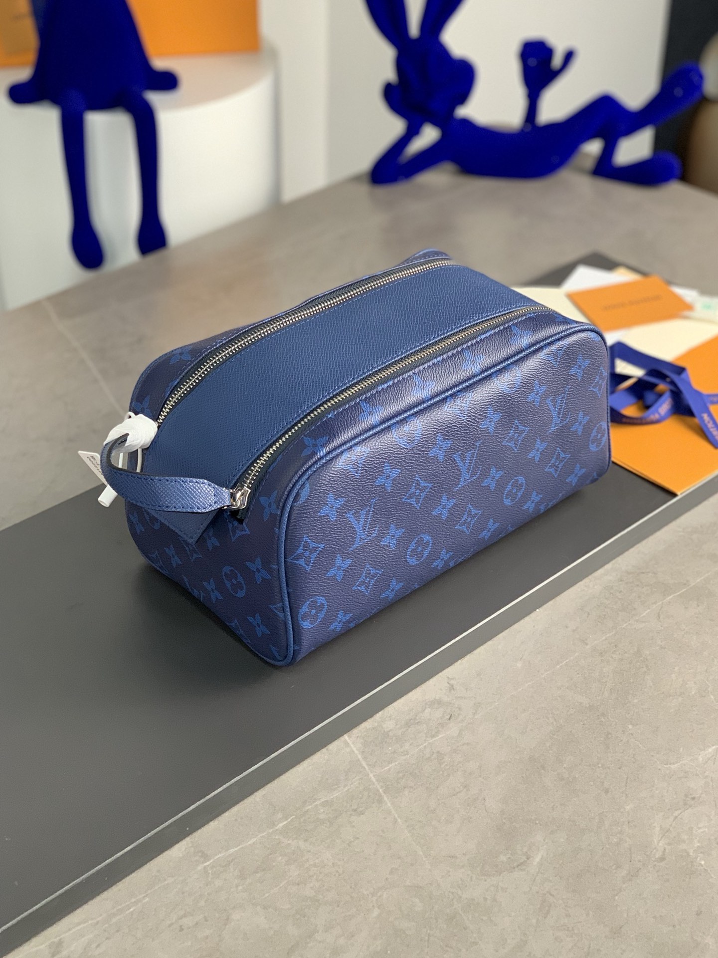 30849 Blue Makeup Bag Wash Bag Handbag Series This Dopp Kit wash bag is made of finely grained