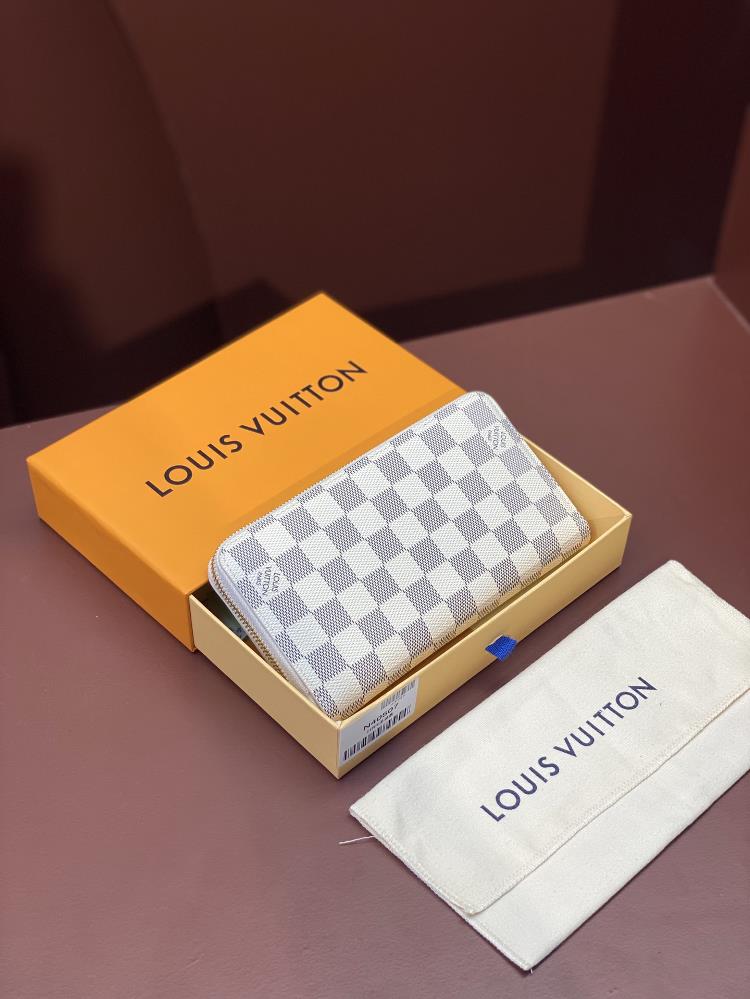 The LV Waller M40507 Zipper Wallet is not just a simple accessory it is a statement of pe