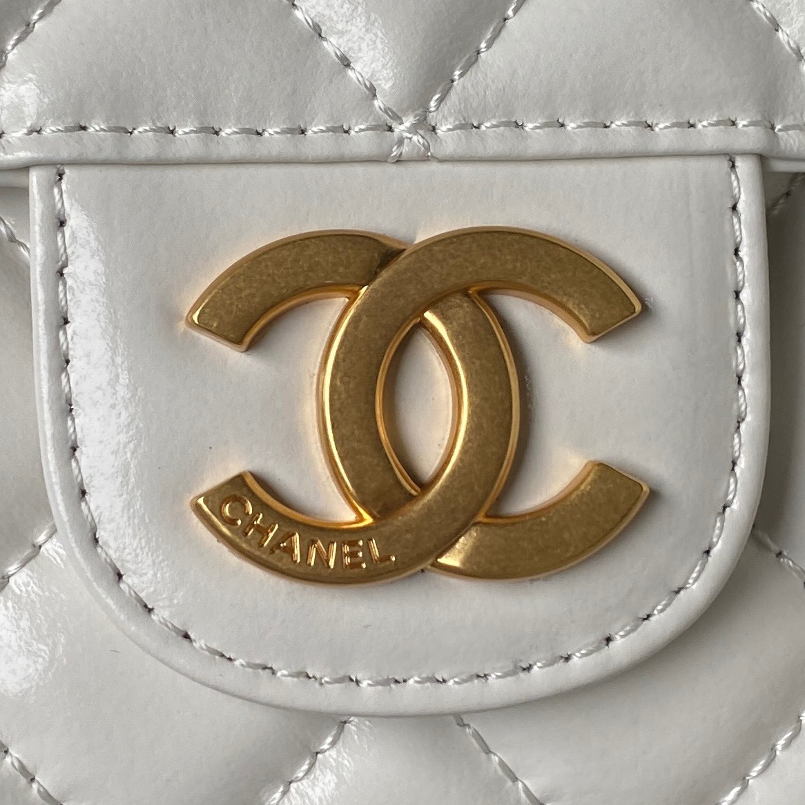 The mid size Chanel23C model AS3690 oil wax leather hobo stable shoulder bag has the highest a